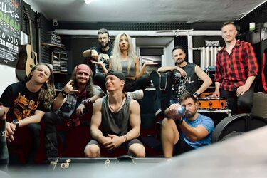 Powrót do złotej ery rocka. W Białymstoku wystąpi Still Of The Night