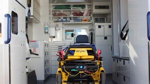 Wypadek w Białymstoku. Na pracownika spadła betonowa płyta