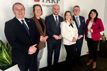 Nowe ścieżki dla biznesu. Marszałek rozmawiał z PARP