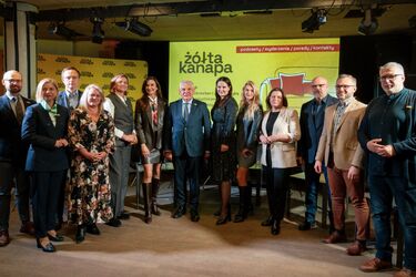 Stop hejtowi. "Żółta Kanapa" znów łączy ekspertów i rodziców