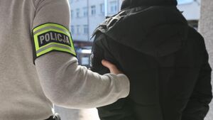 17-latkowie przestawili zwrotnicę kolejową. Chcieli sprawdzić, jak działa