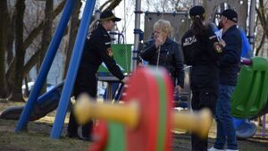 Czy białostockie place zabaw są bezpieczne? Straż Miejska sprawdza każdy sprzęt