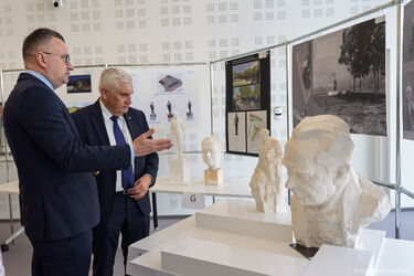 W Białymstoku stanie pomnik Ryszarda Kaczorowskiego. Wyłoniono zwycięski projekt