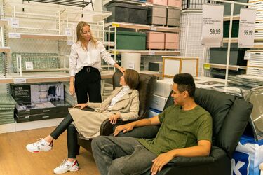 Modne wyposażenie wnętrz na Komfort.pl - co warto kupić?