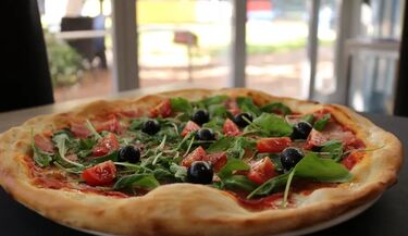 Nowa pizzeria otwiera się przy Kaczorowskiego. Będą darmowe pizze do zdobycia