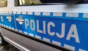 Wypadek w centrum Białymstoku. Samochód osobowy zderzył się z autobusem