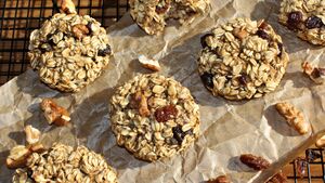 Pysznie i zdrowo. Szybkie ciastka owsiane z bananem bez jajek, cukru i mąki