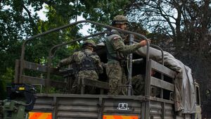 Czołgi, drony, pokazy i... oferty pracy. Wojskowe targi na Chorten Arenie