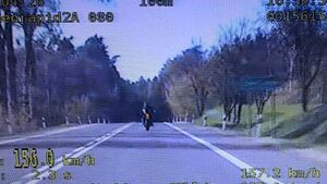 Ponad 150 km/h na DK8. Surowe kary dla kierowców