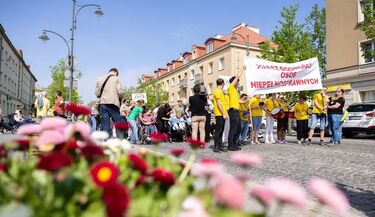 Razem przeciw barierom. Za nami 24. Marsz Godności Osób Niepełnosprawnych 