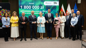 Ponad 1,8 mln zł na inwestycje bez barier. Zarząd Województwa podpisał umowy