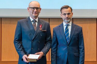 Naukowiec z Białegostoku z prestiżowym odznaczeniem od ministra kultury