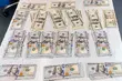 Przemyt dolarów w ciężarówce. Białorusin wpadł na granicy w Bobrownikach