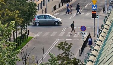 Bezpieczniejsze przejścia i nowe kamery. Do Podlaskiego trafi prawie 800 tys. zł