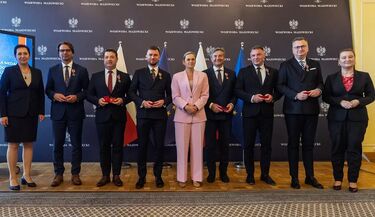 Samorządowcy z Podlaskiego z Medalami Komisji Edukacji Narodowej