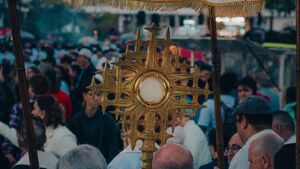 Boże Ciało w Białymstoku 2026. Uroczystości i zmiany w komunikacji miejskiej