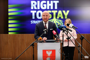 Podlaskie z siedmioma postulatami do Brukseli. Chodzi o „prawo do pozostania”