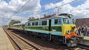 Powrót do przeszłości. PKP Intercity uruchamia retro-skład „Nieśpieszny”