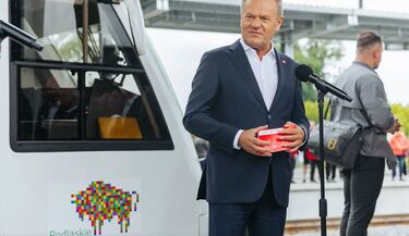 Historyczny powrót kolei do Łomży. W inauguracji uczestniczył Donald Tusk