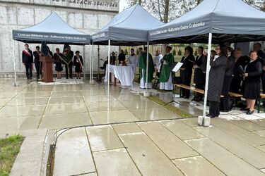 Grabówka oddała hołd ofiarom niemieckich zbrodni