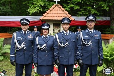 Policyjne małżeństwo z Białegostoku odznaczone za ratowanie życia