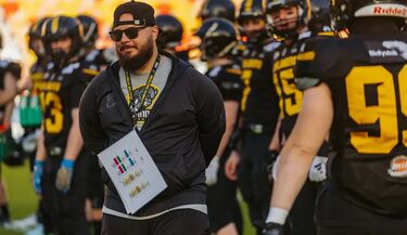 Drużyna Lowlanders wygrała i czeka na play-offowego rywala