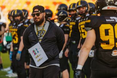 Drużyna Lowlanders wygrała i czeka na play-offowego rywala
