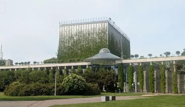 Joga na tarasie widokowym Opery. Rusza druga edycja letnich zajęć