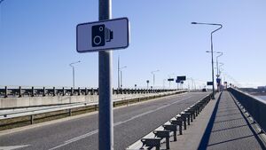 Dwa razy w pół godziny przekroczył prędkość. Dwie kontrole, sprawa trafi do sądu