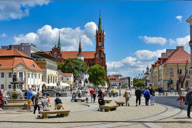 Festiwal, sanah i spacery z przewodnikiem. Przegląd wydarzeń weekendowych