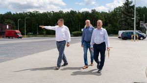 Nowy parking przy targowisku na Kawaleryjskiej coraz bliżej otwarcia