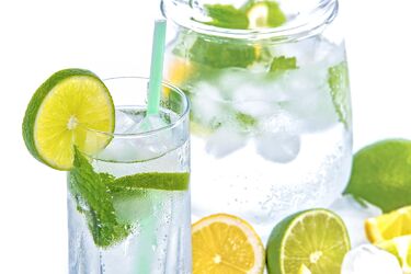 Wakacyjne stoisko z lemoniadą? GIS przypomina o najważniejszych zasadach