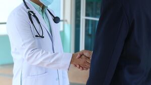 Nawet 20 tys. zł dla lekarza orzecznika. ZUS zmienia zasady wynagradzania
