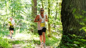 Pobiegną przez serce Puszczy Białowieskiej. Półmaraton Żubra czeka