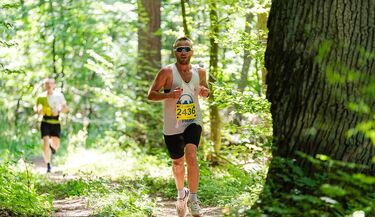 Pobiegną przez serce Puszczy Białowieskiej. Półmaraton Żubra czeka