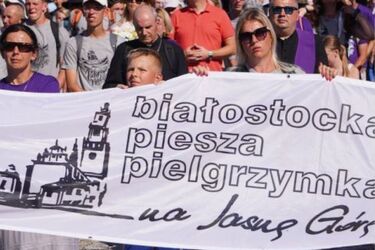 Utrudnienia na ulicach Białegostoku. Przez miasto przejdą pielgrzymi