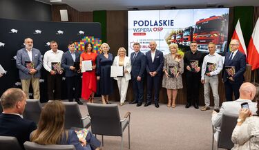 2 mln zł dla podlaskich OSP. Strażacy kupią sprzęt, mundury i defibrylatory