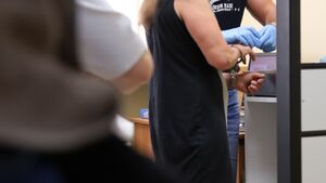 Rodzinna awantura o majątek. Kobieta została pobita i okradziona