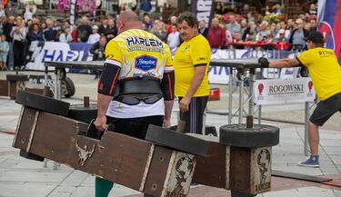 Wielka siła i wielkie emocje. Strongmani podbili Rynek Kościuszki