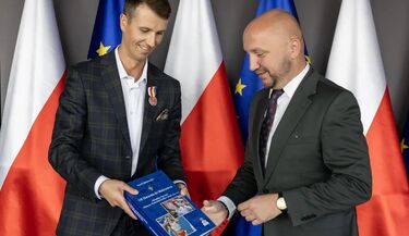 Karol Jakubowski z Odznaką Honorową Województwa Podlaskiego