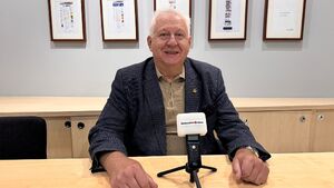 Prezes Żubrów: Nie interesuje mnie tkwienie w II lidze. Cel jest jeden [WYWIAD]