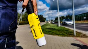 Kierowca taksówki miał ponad 2 promile. Policję zaalarmował świadek