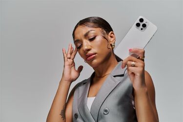iPhone 18 z nowym aparatem i większą baterią - najnowsze przecieki