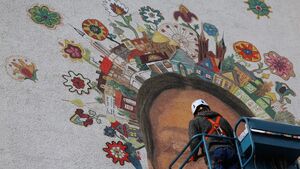 Nowy mural powstaje w Białymstoku. Podlaskie symbole na wielkiej ścianie