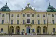Czy rynek leków i suplementów powinien być pod kontrolą? UMB zaprasza na debatę