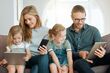 Dom pełen urządzeń. Jak zadbać o sprawne działanie domowej sieci Wi-Fi?