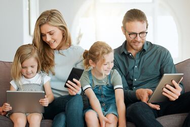 Dom pełen urządzeń. Jak zadbać o sprawne działanie domowej sieci Wi-Fi?
