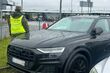 Chciał wyjechać z Polski skradzionym Audi Q8. Wpadł na granicy