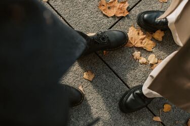 Jesienią patrzymy na cholewkę. To ona decyduje, z czym będziesz nosić botki