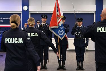 10 nowych policjantów złożyło ślubowanie. Będą służyć w Białymstoku